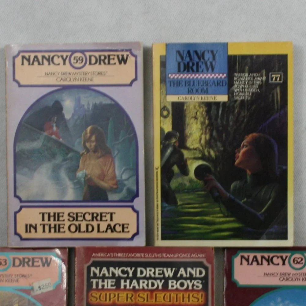 Nancy Drew Paperback Books Lot of 5 - Picture 3 of 4
